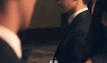 陈伟霆吃瓜娱乐,揭秘明星幕后趣闻